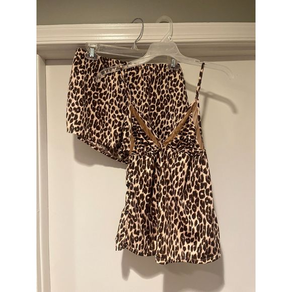 **LOT** Teen girl nice tops and pj set lot size medium mixed brands - Picture 9 of 11